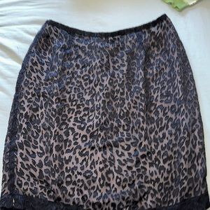 Cheetah mid thigh skirt